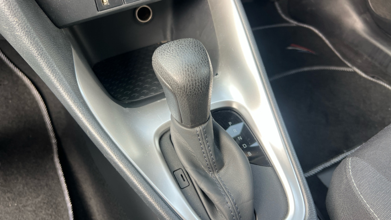 Toyota Yaris 1.5 Hybrid Icon 5dr CVT Hybrid Hatchback
